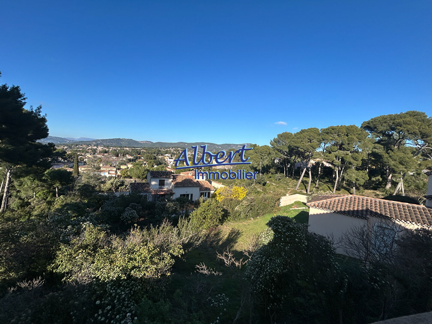 Maison-Villa - SANARY SUR MER