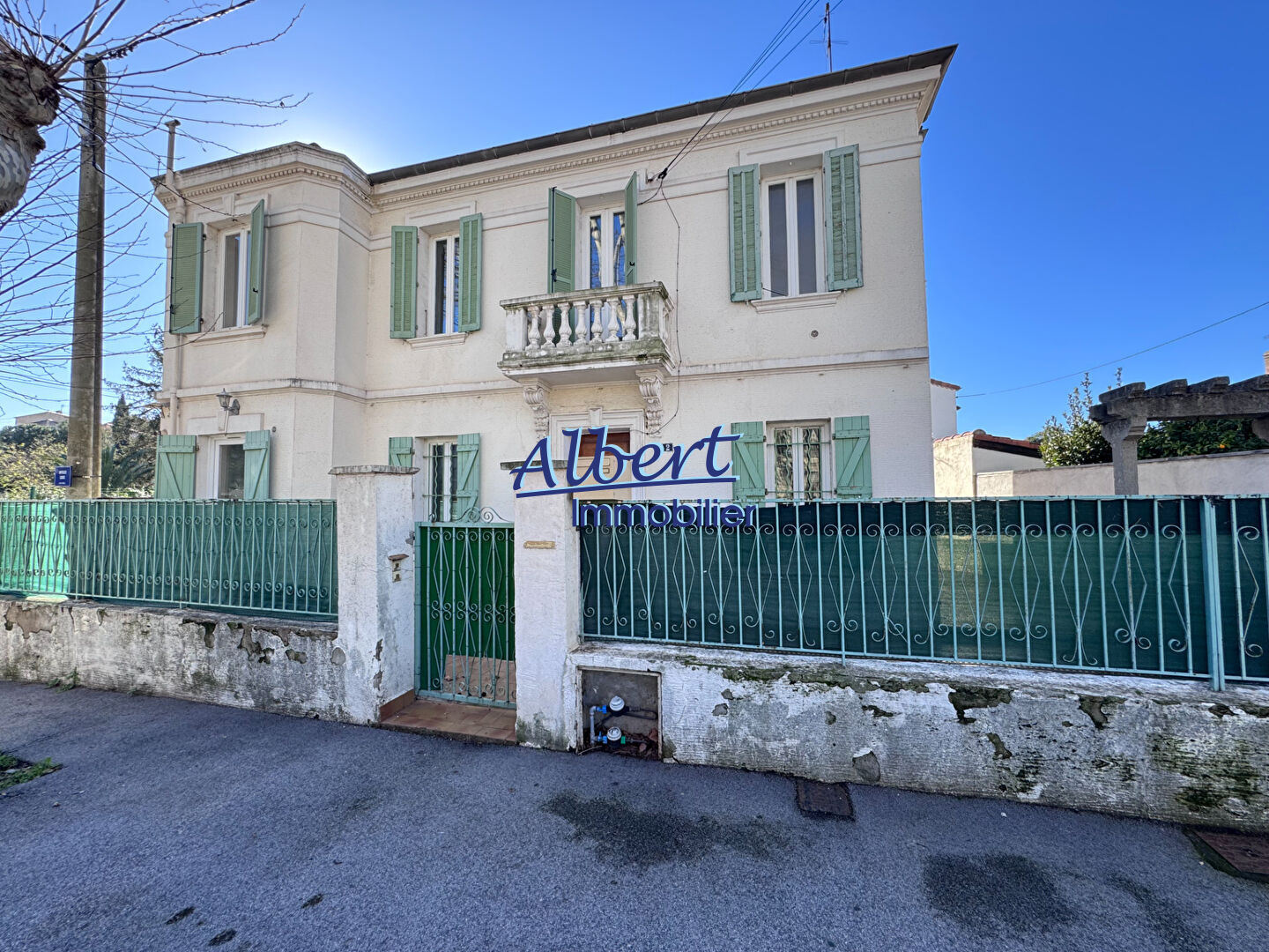 Maison-Villa - LA SEYNE SUR MER