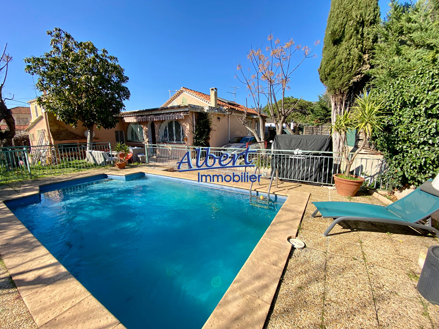 Maison-Villa - OLLIOULES