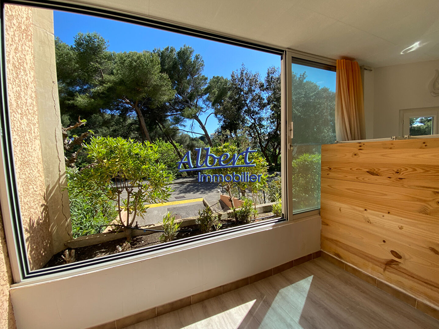 Appartement - SIX FOURS LES PLAGES