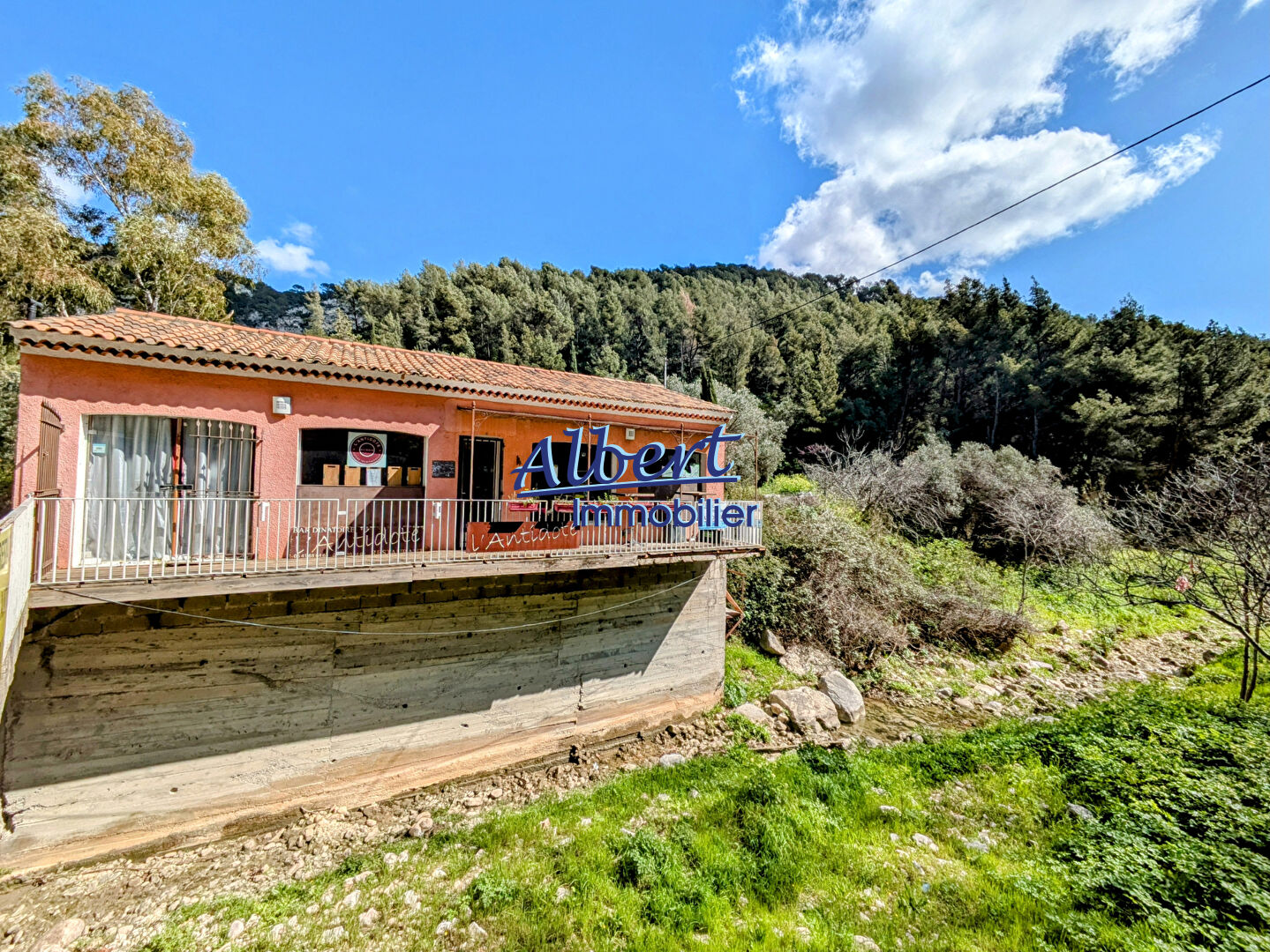 Local Commercial - OLLIOULES